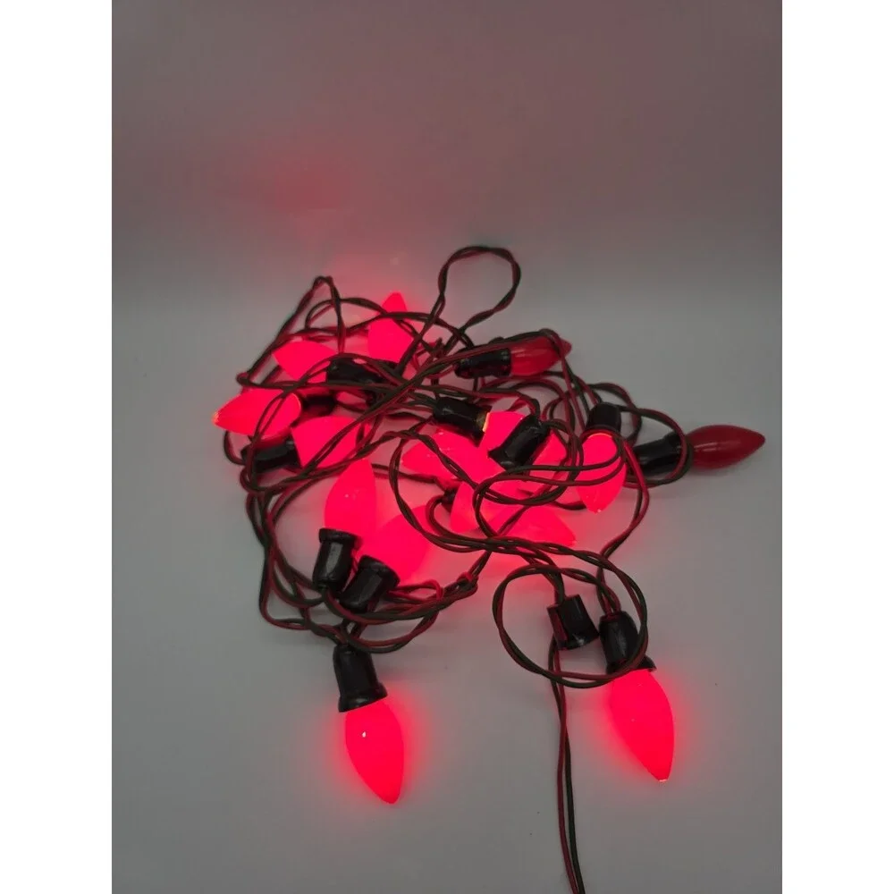 VTG Gilbert Green and Red WIRE CHRISTMAS LIGHT STRAND 15 C7 Bulbs Tested & Works
